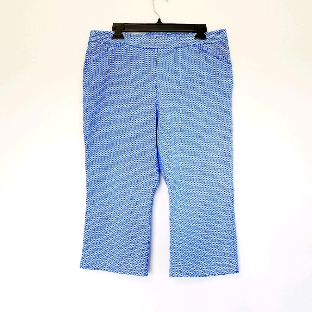 KIM ROGERS Blue Pattern Comfort Capris